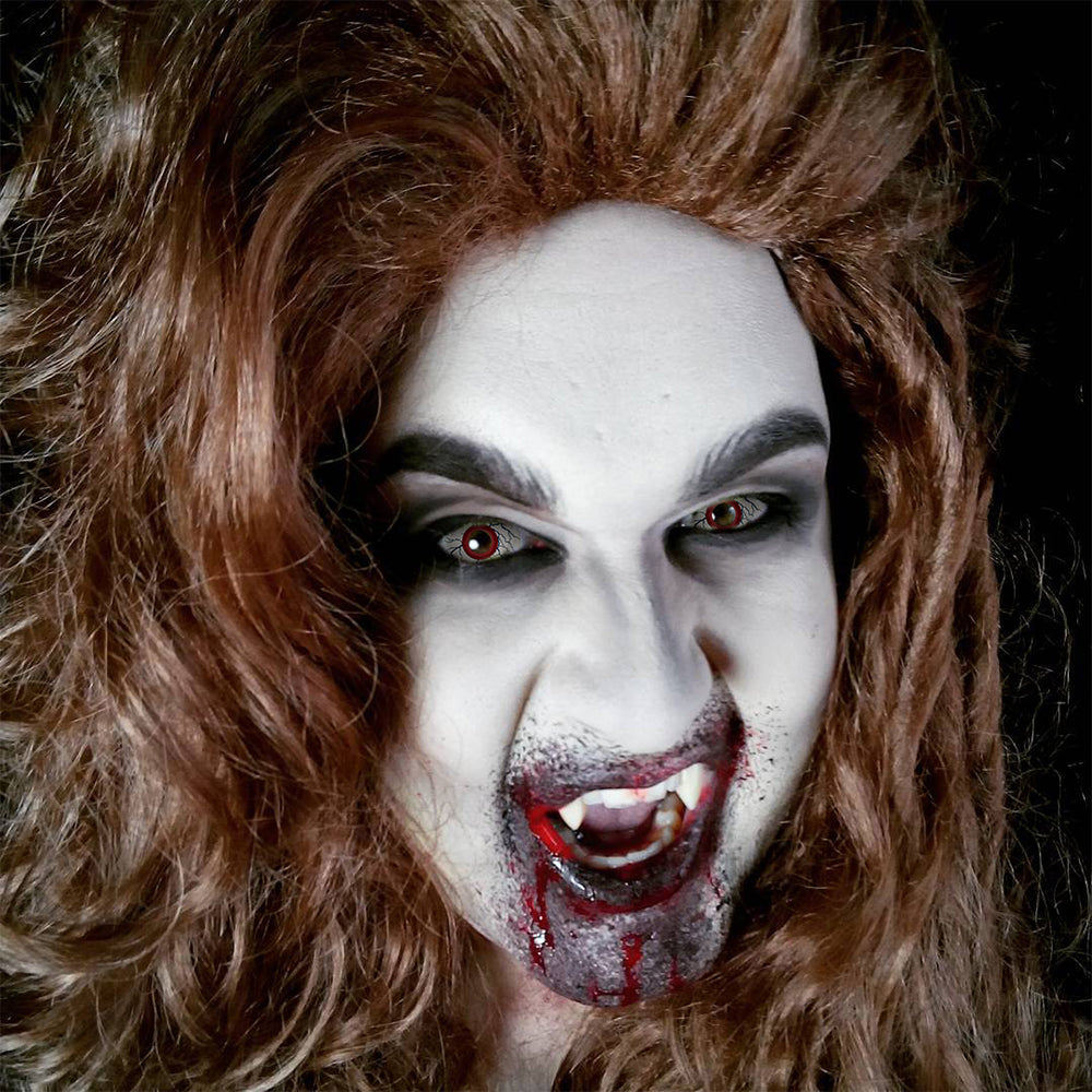 Model are wearing Veins Eye Sclera Lenses